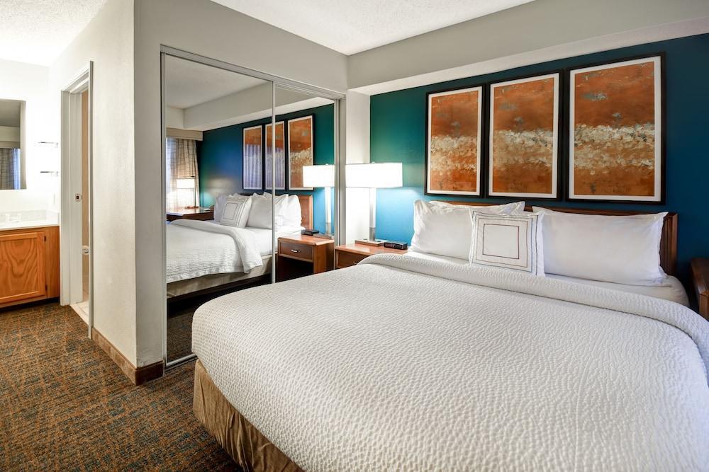 Residence Inn Louisville Airport Exterior photo